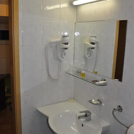 Penzion Kmecki Hram Ljubljana Room photo